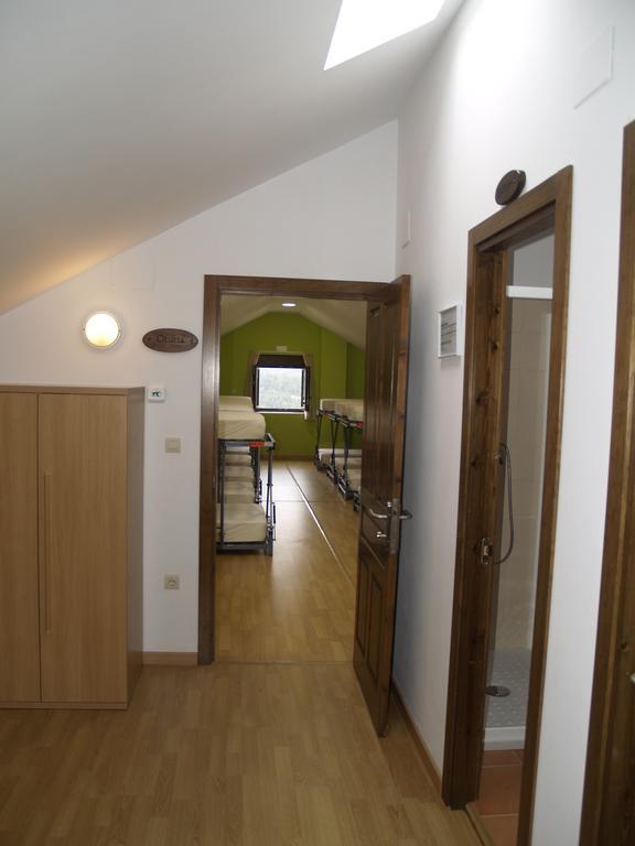 Albergue de Yebra Yebra de Basa Habitación foto